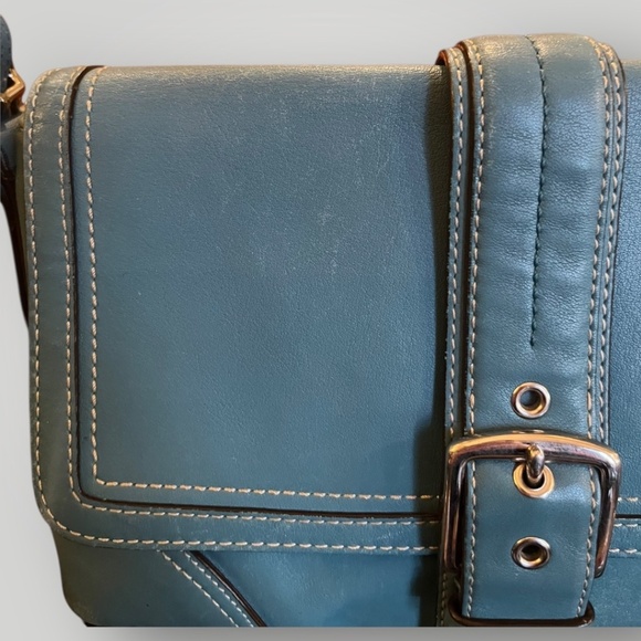 Coach Hamptons Leather Flap Crossbody Bag F11196 Blue Buckle Vintage Y2K - Picture 4 of 16